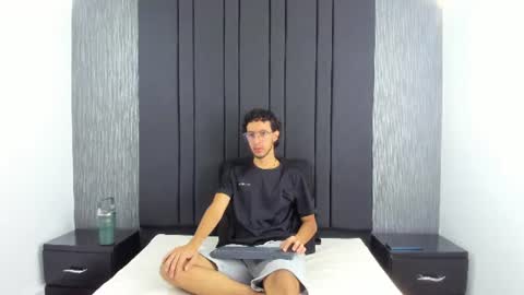 Snapshot of leo_sanz6 chatting on July 7, 12:20 pm LEO online show from July 7, 12:20 pm