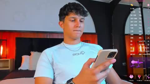 Snapshot of leo_savage_ chatting on May 3, 4:07 am Leo online show from May 3, 4:07 am