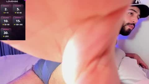 Leonardo online show from October 22, 8:52 pm