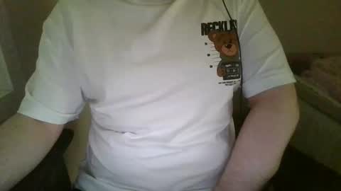 Snapshot of leon7069 chatting on September 28, 8:09 am Leon online show from September 28, 8:09 am