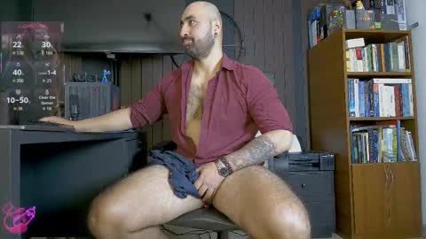 Snapshot of leon_1717 chatting on January 16, 6:56 pm Leon online show from January 16, 6:56 pm