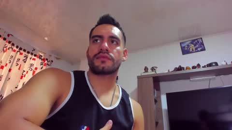 Leon Hart online show from December 17, 5:47 pm