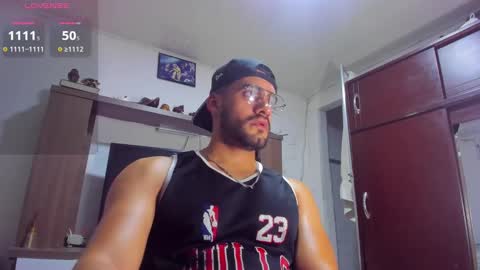 Leon Hart online show from December 21, 3:47 am