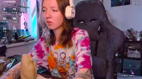 leona online show from July 14, 11:27 am