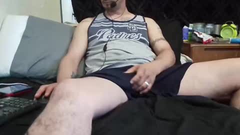 Snapshot of leonar0101 chatting on January 22, 6:31 am leonar0101 online show from January 22, 6:31 am