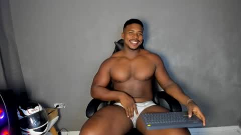 Leandro jones online show from April 21, 10:34 pm