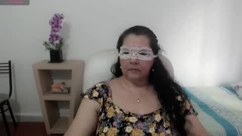 leonela   online show from February 18, 8:58 pm