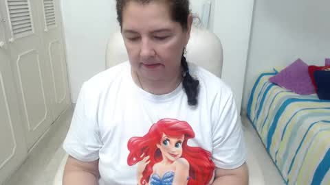 leonela   online show from May 26, 2:07 am