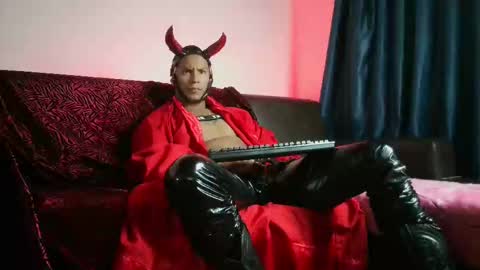 Lenardo jaramillo online show from March 7, 10:56 am