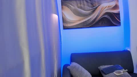 Leo  online show from February 17, 4:09 am