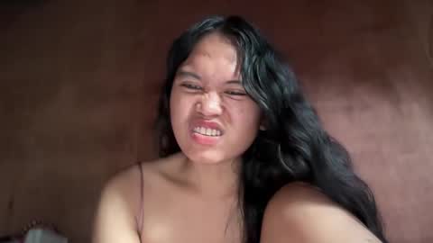 Snapshot of leora_luna chatting on January 10, 4:14 am Jenn online show from January 10, 4:14 am