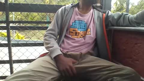 Leo online show from March 24, 2:49 am