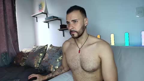 Snapshot of leoxgold chatting on April 30, 2:12 pm leoxgold online show from April 30, 2:12 pm
