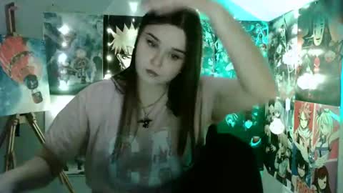 little secret online show from January 4, 11:00 am