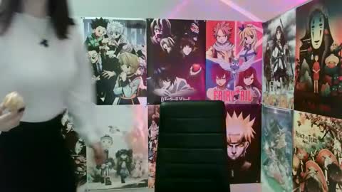 little secret online show from February 18, 10:16 am