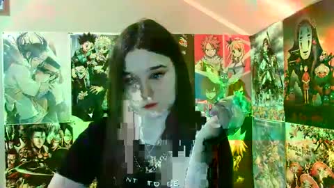 little secret online show from March 3, 7:06 pm