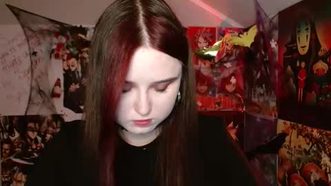 little secret online show from October 2, 6:09 am