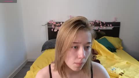Snapshot of lerryelle chatting on June 16, 3:53 am Lerry online show from June 16, 3:53 am