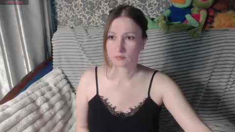 Snapshot of lesanamagic chatting on May 9, 6:24 pm LesanaMagic online show from May 9, 6:24 pm