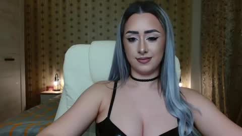 leslie_secret online show from January 23, 11:05 pm