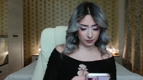 leslie_secret online show from February 17, 11:20 pm