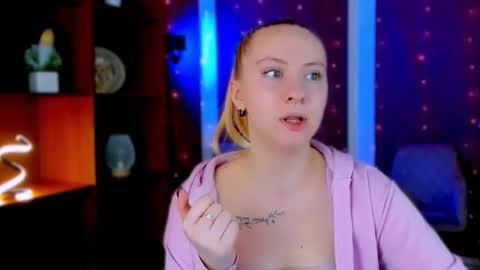 Snapshot of lesly_chilli chatting on February 25, 6:12 am lesly_chilli online show from February 25, 6:12 am