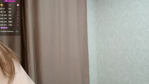 Alice online show from April 15, 7:58 pm