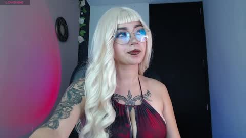 Less  online show from May 23, 3:12 am