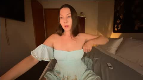 Snapshot of lessya_magic chatting on May 18, 9:37 am lessya_magic online show from May 18, 9:37 am