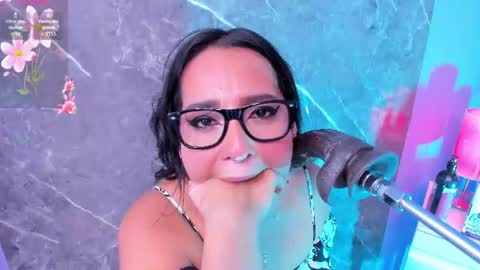 Snapshot of leticia__lyn chatting on July 11, 8:22 pm leticia online show from July 11, 8:22 pm