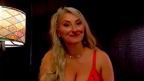 leticiareys online show from December 3, 1:02 am