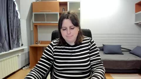 Naomi online show from February 8, 7:23 am