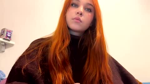 Snapshot of lettygherardini chatting on March 3, 7:53 pm Lola online show from March 3, 7:53 pm