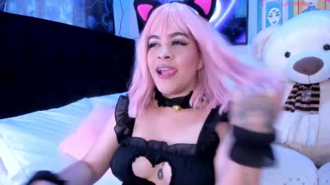 Snapshot of lev_akira chatting on March 7, 6:11 pm Akira online show from March 7, 6:11 pm