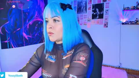 Snapshot of lev_akira chatting on November 1, 9:06 pm Akira online show from November 1, 9:06 pm