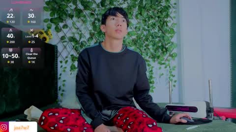 Levi  online show from February 2, 1:32 pm