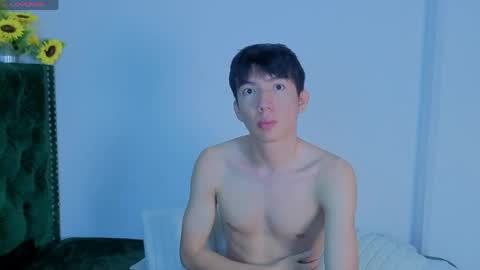 Snapshot of levi_ackermann1 chatting on June 2, 1:51 am Levi online show from June 2, 1:51 am