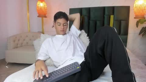 LevySteven online show from November 14, 5:17 am