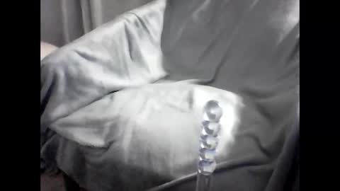 Snapshot of leweylewy chatting on March 5, 4:45 am leweylewy online show from March 5, 4:45 am