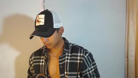 i  am lewis ly EDUARDO MEMDOZA15 online show from March 2, 2:13 pm