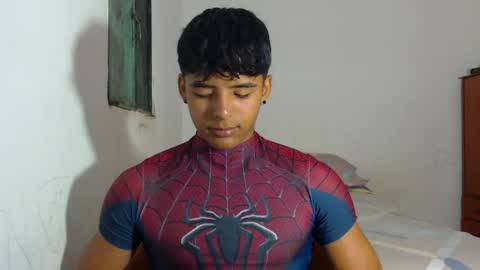 i  am lewis ly EDUARDO MEMDOZA15 online show from May 7, 2:22 pm