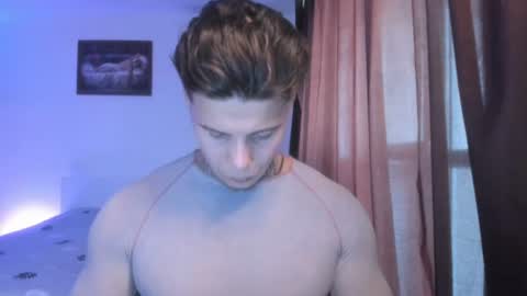 Snapshot of lewis_muscleee chatting on July 10, 4:09 pm blablablack online show from July 10, 4:09 pm