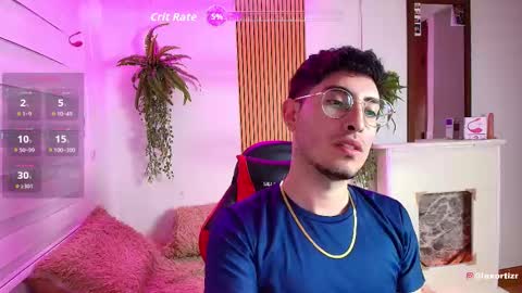 Snapshot of lex_ross chatting on January 9, 12:24 am lex ross online show from January 9, 12:24 am