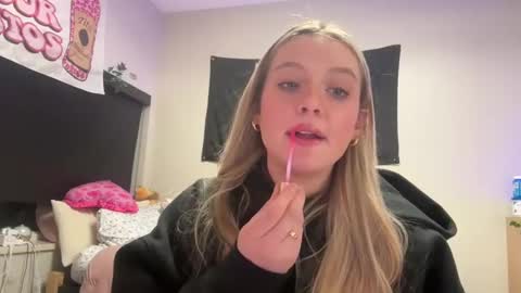 lexisRose online show from March 2, 3:45 am