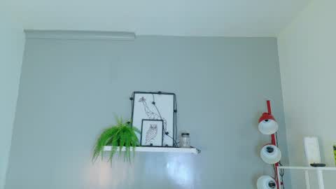 Snapshot of lexadominant__ chatting on July 28, 4:39 pm L E X A online show from July 28, 4:39 pm
