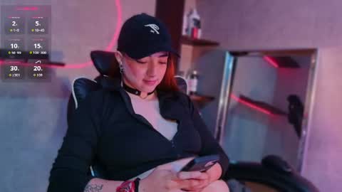 lexavega_ online show from June 25, 4:44 pm