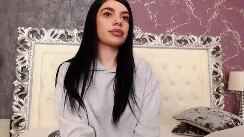 Snapshot of lexi__vicious chatting on December 21, 5:36 am lexi__vicious online show from December 21, 5:36 am