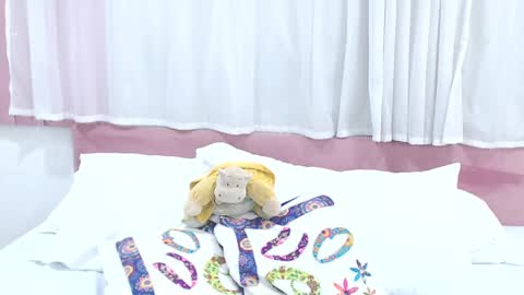 Gabrielle online show from February 2, 2:13 pm