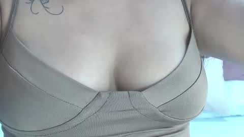 Gabrielle online show from February 20, 2:46 pm