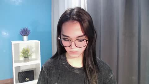 lexibabe_ online show from April 17, 7:17 pm